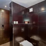Vakantiehuis Number 7 *