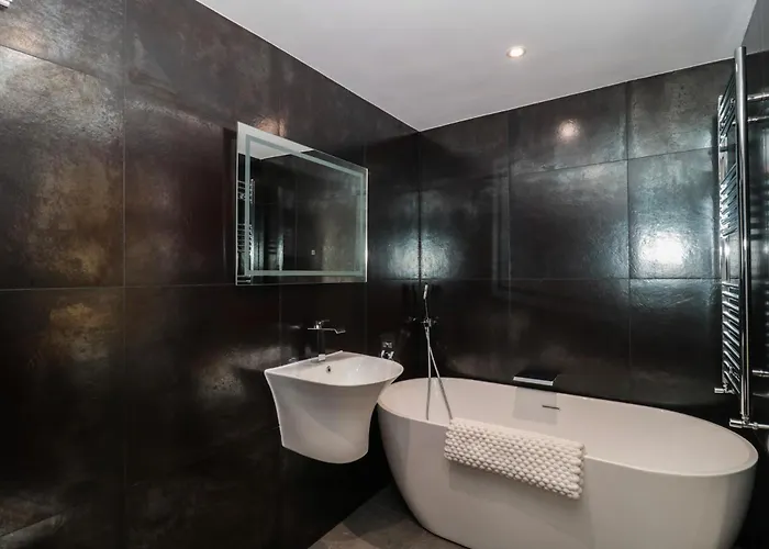 別荘 Number 7 ブリストル